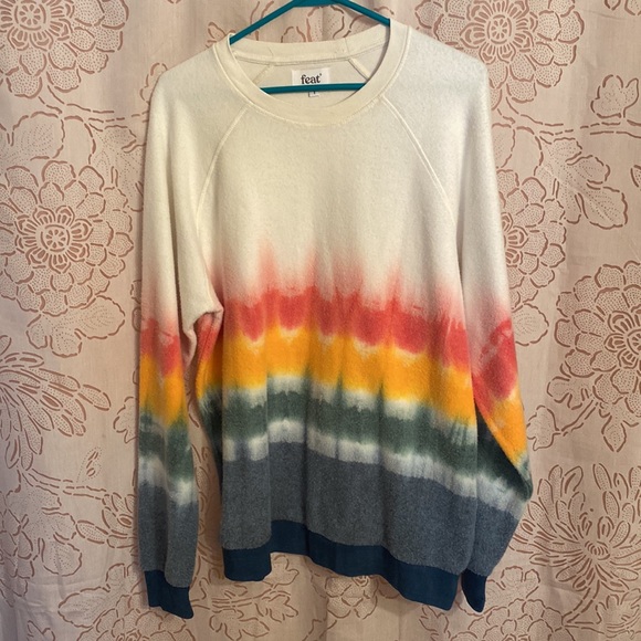 feat BlanketBlend Crewneck - Picture 6 of 12